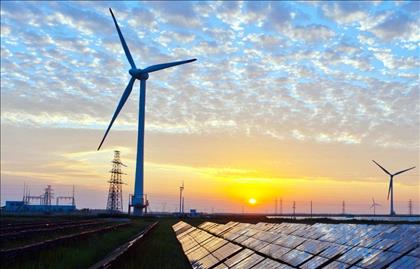 تصمیم چین برای ساخت بزرگترین مزرعه تولید انرژی خورشیدی و بادی با ظرفیت ۴۵۰ گیگابایت
