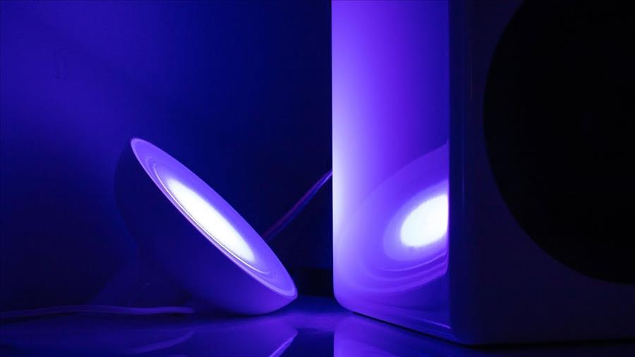 philips-hue-iris-living